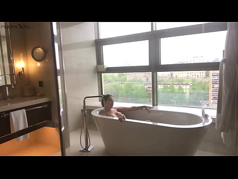❤️ Tremenda pupa che si masturba appassionatamente la figa in bagno ️ Porno duroal it.robosexshop.ru ️❤